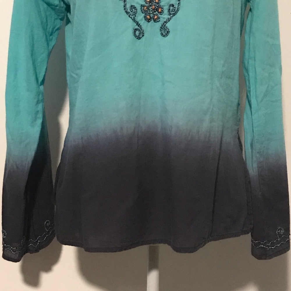 Blue Cejon Top - Picture 3 of 10